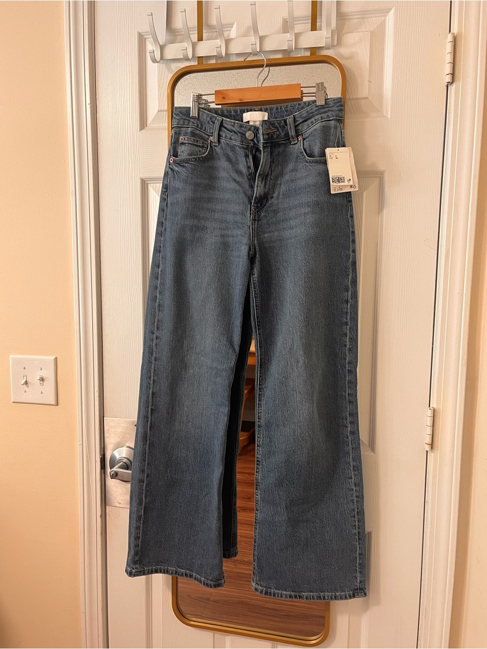 NWT H&M dark wash jeans
